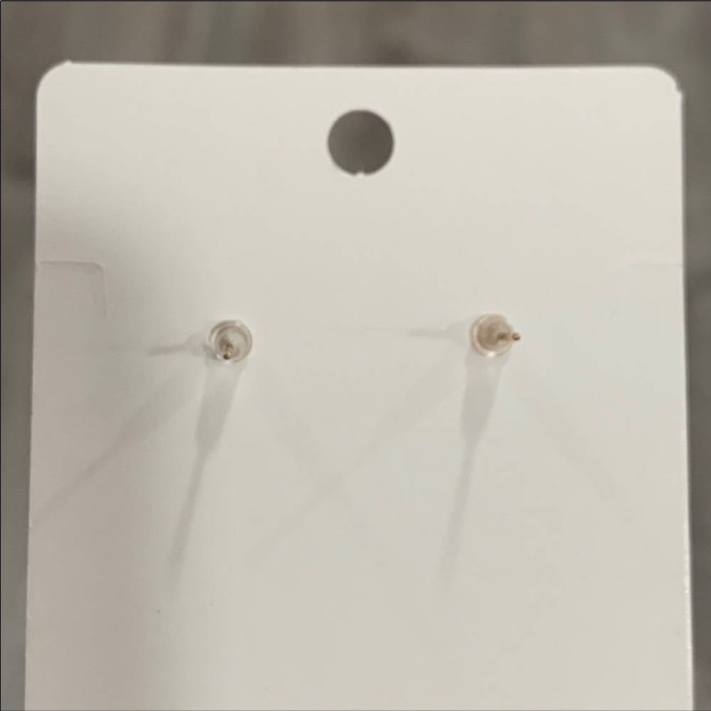 Hello Kitty Earring Set - Pierced - Picture 2 of 3